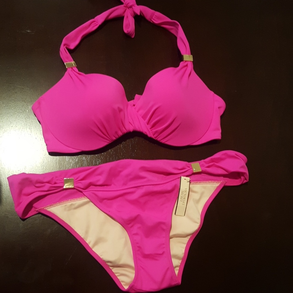 VS Pink Bikini